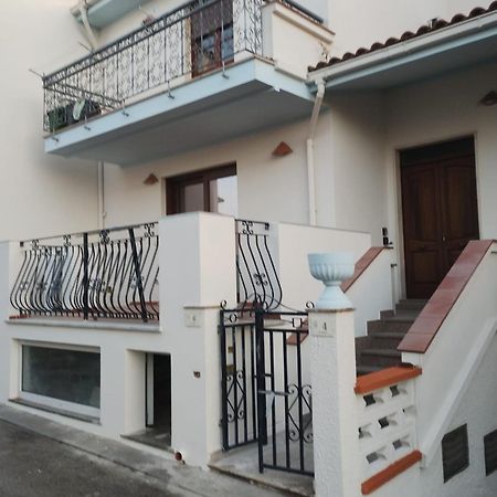Appartamento Per Vacanza Castelsardo Exterior photo
