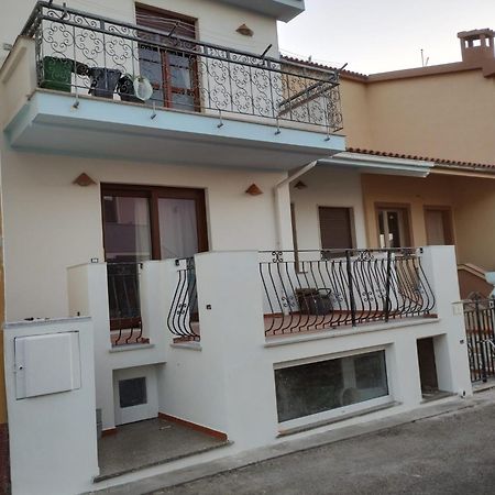 Appartamento Per Vacanza Castelsardo Exterior photo